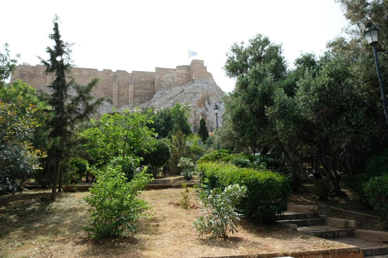 George Studio أثينا المظهر الخارجي الصورة